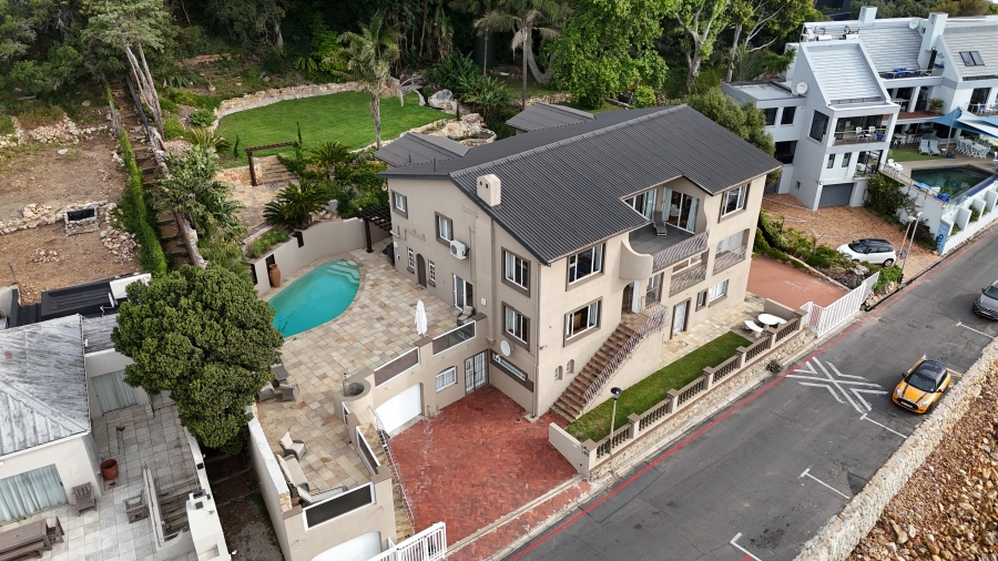 6 Bedroom Property for Sale in Gordons Bay Village Western Cape